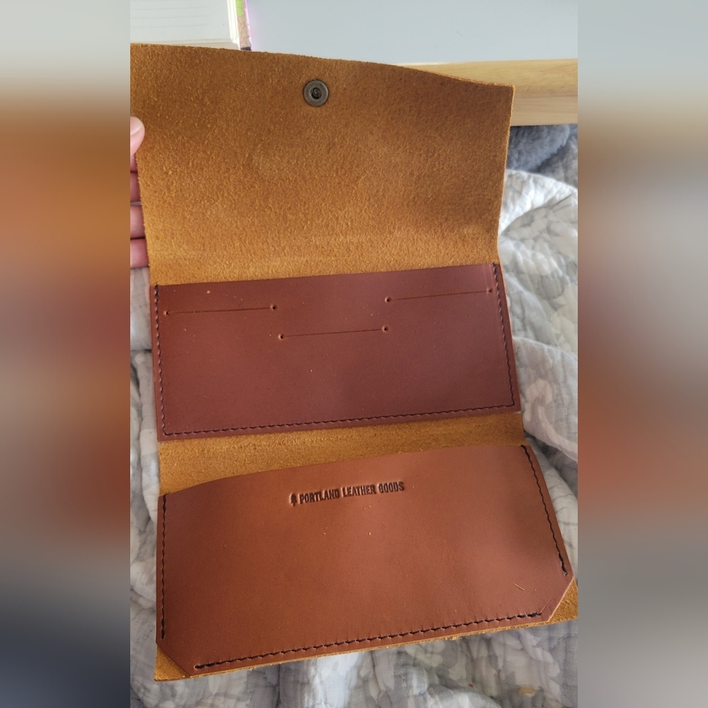 Portland Leather Rancher Wallet In "Honey" - Picture 3 of 4